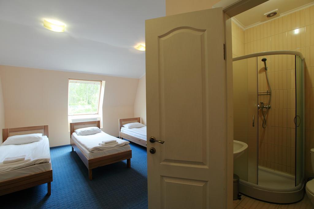 Budget Hotel Ekotel Leópolis Habitación foto