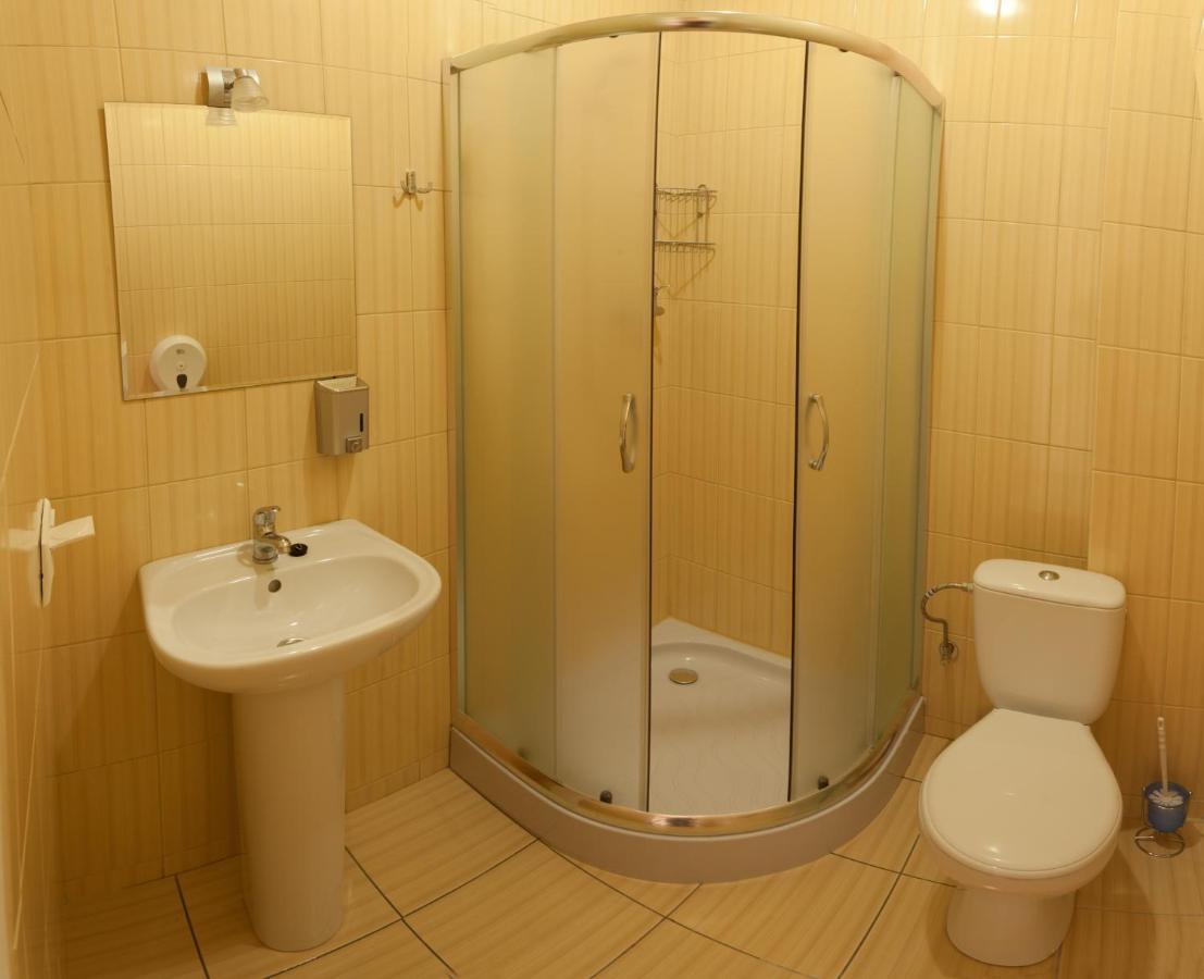 Budget Hotel Ekotel Leópolis Habitación foto