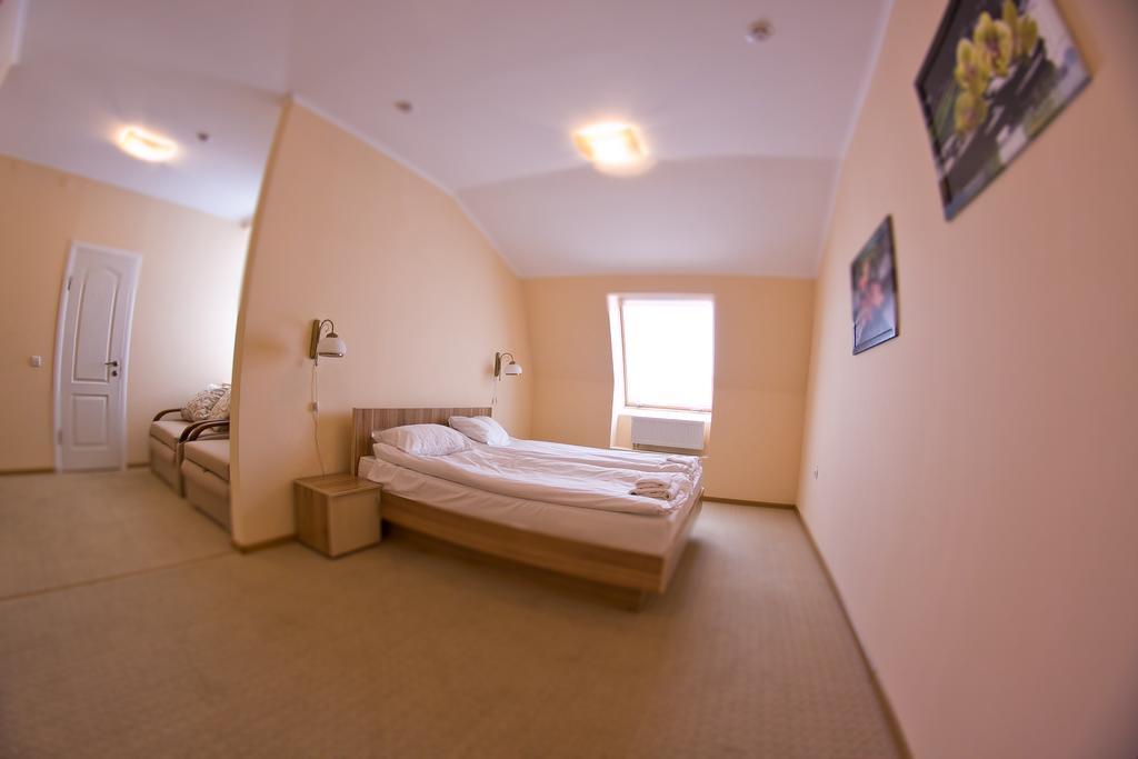 Budget Hotel Ekotel Leópolis Exterior foto